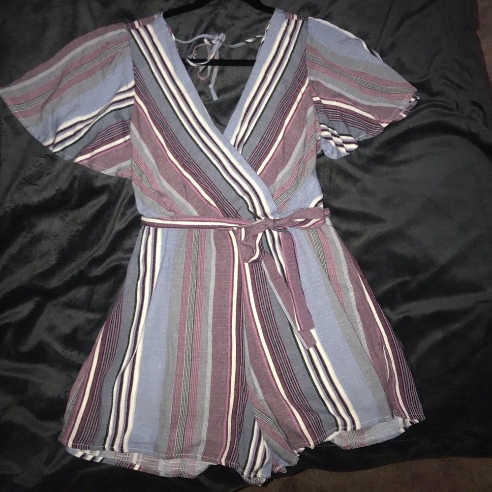 Francesca’s romper - Picture 1 of 4
